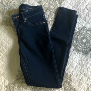 🖤JLo Skinny Jeans🖤